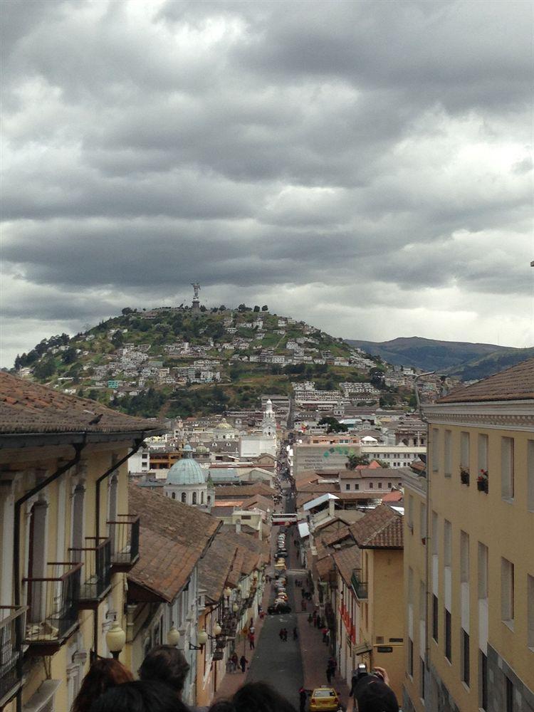 Hotel Nass Sol De Quito Exterior foto